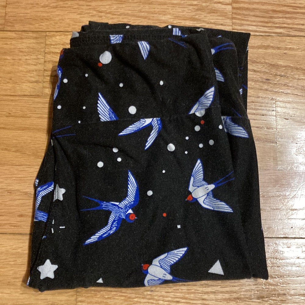 Lularoe Small Black Space Bird Leggings